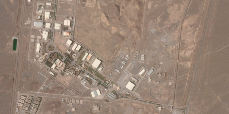 Irani nis pasurimin e uraniumit