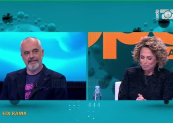 Rama i nxjerr sekretin live në emision Eni Vasilit: Është shtatzanë, pret dy vajza binjake