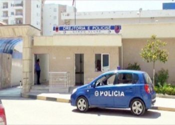 I vendosi tritol një banese, policia arreston 42-vjeçarin