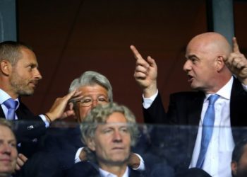 E BUJSHME: Milan, Juventus, Inter, Manchester, Barcelona dhe Real mund të përjashtohen nga çdo aktivitet!