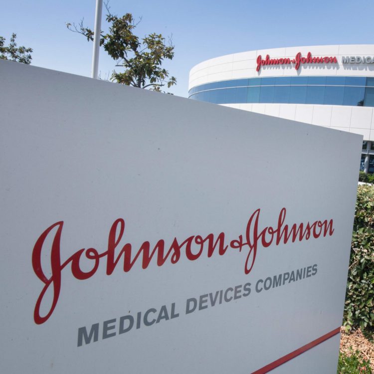 Vaksina Johnson & Johnson mbërrin në Europë, Belgjika merr dozat e para