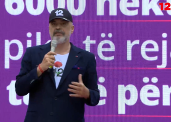 “Ishte super kinge me flokë të gjata”- Rama tregon “fiksimin” për kandidaten e PS-së. Ja çfarë bëja në rininë e hershme për t’i rënë në sy!