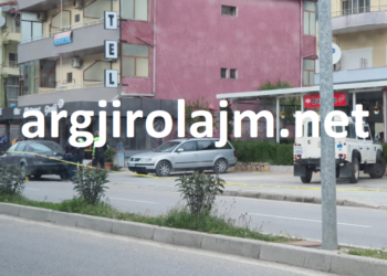 Aksident në Gjirokastër, makina përplas këmbësorin