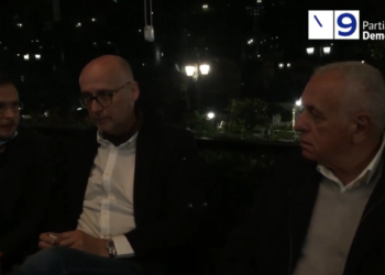 Tritan Shehu në hall të madh, kërkon vota në Gjirokastër me lobistin gjerman. PD e prezantoi si këshilltar të Merkel, por CDU e mohoi lidhjen me Martin Henze