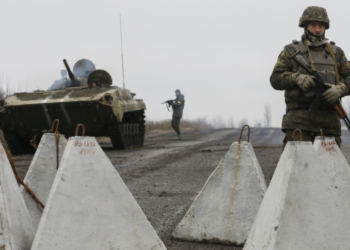 Rusia bën gati ushtrinë kundër Ukrainës