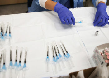 Pfizer do furnizojë Bashkimin Europian me 100 milionë doza vaksina shtesë