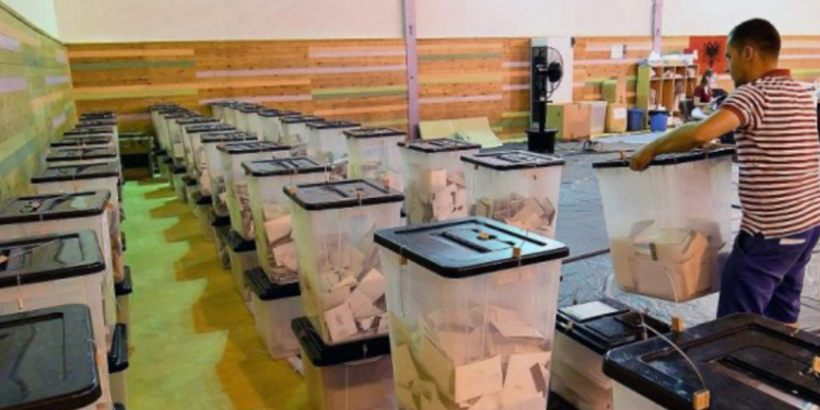 Nis numërimi i votave edhe në Tepelenë