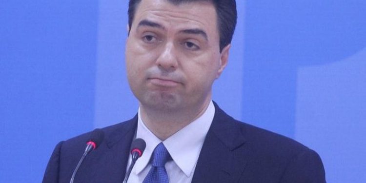 Mbledhja në PD, Mark Marku: Të nisim protestat menjëherë. Lulzim Basha: Prit Mark, mos të nxitohemi