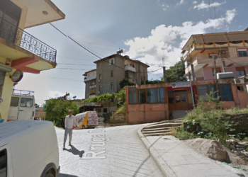 Frikë në Gjirokastër, burri i del para policisë me granatë në dorë (Detajet)