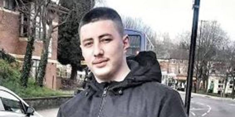 Sherri, humb jetën 22-vjeçari shqiptar në Britani