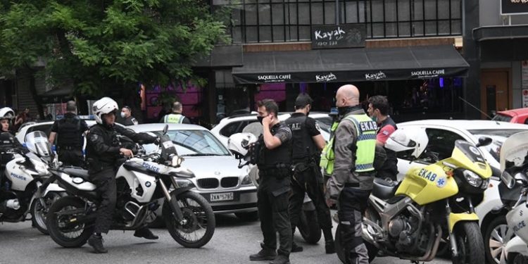 Tronditet Athina, ekzekutohet shqiptari me 8 plumba