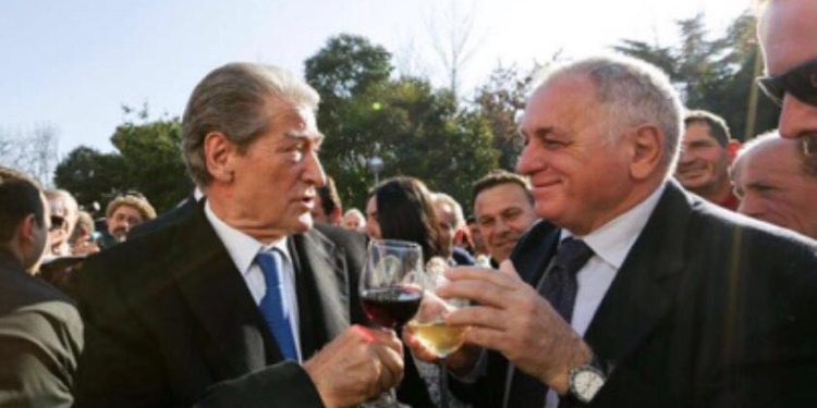 Tritan Shehu merr në mbrojtje Sali Berishën: Ai është miku im, njëriu më pro amerikan që kam njohur