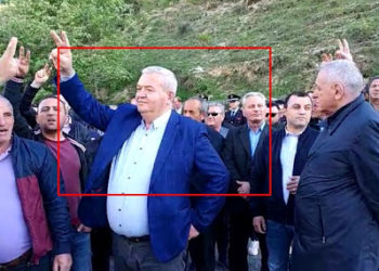 Plas sherri te PD Gjirokastër, Roland Bejko quan Tritan Shehun Don Kishot dhe Dasho Alikon Sanço Panço: O budallenj, vërtet menduat se më vratë mo?