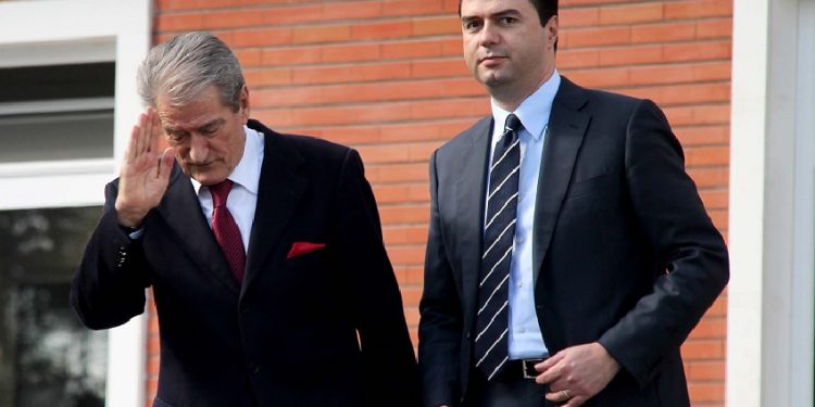 Berisha “shet” Bashën: Akuzat për rrugën Durrës-Kukës kanë qënë për ministrin, s’ka asgjë për mua