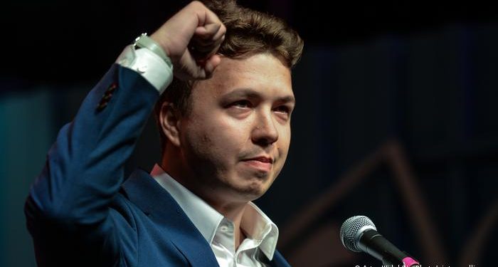 Arrestimi i gazetarit bjellorus/ DW: Kërkohen vepra jo retorikë e zemëruar