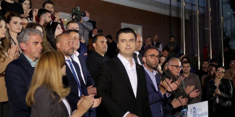 Edhe humbës, edhe për faqe të zezë!