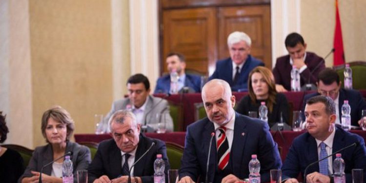 Qeveria “Rama 3”, ja tre ministritë që do të preken të parat nga ndryshimet (VIDEO)