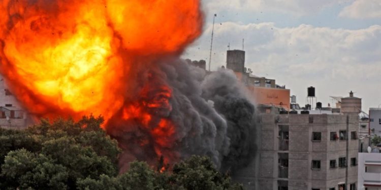 Konflikti Izrael–Palestinë/ Zyrtari i Hamas: Mund të ketë armëpushim për një deri në dy ditë