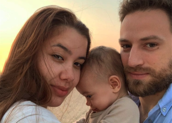 Greqia e shokuar/ Grabitësit hyjnë në shtëpi dhe vrasin nënën 20-vjeçare. Policia jep 300 mijë euro shpërblim për identifikimin e autorëve (FOTO)