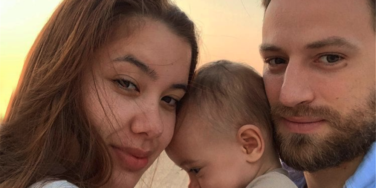 Greqia e shokuar/ Grabitësit hyjnë në shtëpi dhe vrasin nënën 20-vjeçare. Policia jep 300 mijë euro shpërblim për identifikimin e autorëve (FOTO)