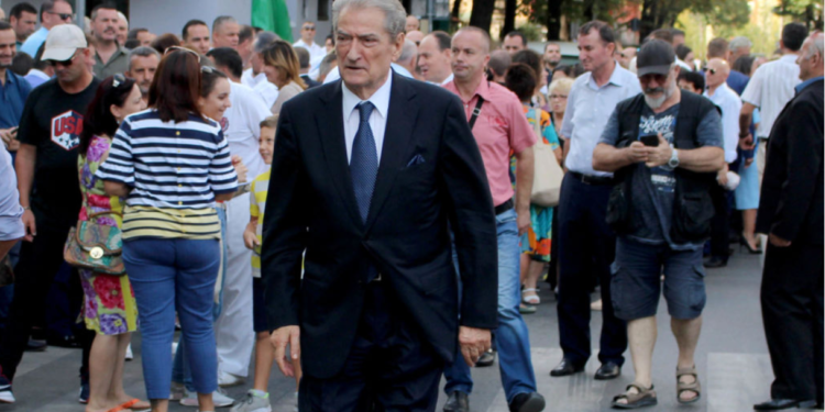 ‘Non Grata’ në Amerikë, Berisha sfidon SHBA-në: Nxirrni provat që keni ndaj meje dhe familjes time