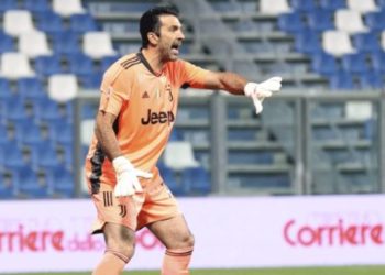 Gazeta italiane: Murinjo kërkon tek Roma shërbimet e… Buffon