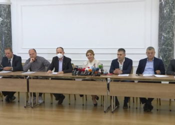 Grupi “Për PD”-në letër Bashës, kërkon shtyrjen e datës së zgjedhjeve