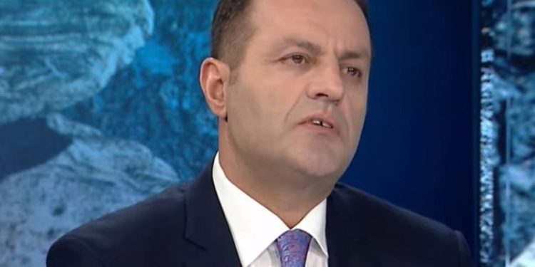 Adriatik Llalla: Ambasadorja e BE-së më kërkoi të arrestoja Sali Berishën