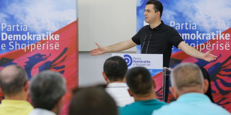 Humbësi i talentuar Lulzim Basha në Sarandë: Kundërshtarit që nuk i qesh buza kërkon të na përçajë!