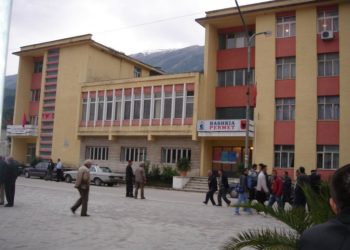 “800 të punësuar gjatë fushatës”, Bashkia Përmet i përgjigjet PD-së: Hedhim poshtë çdo shpifje dhe akuzë false