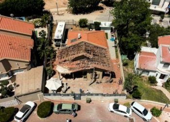 Raketa palestineze godet qytetin izraelit, 19 persona përfundojnë në spital