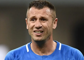 Cassano sulmon keq Juventusin mbi sezonin dhe ironizon mbi rikthimin e Allegrit!