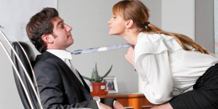 6 gjërat që një burrë nuk do që t’i thotë një gruaje