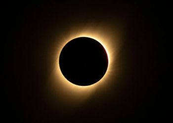 Më 26 Maj qielli do të sjell supriza, një eklips total hënor