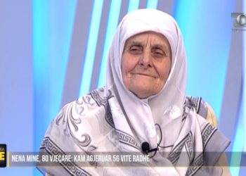 Flet 80-vjeçarja shqiptare që ka shkuar 14 herë në Mekë: Flisja me duar, kursimet e jetës ia kam dedikuar këtyre udhëtimeve (VIDEO)