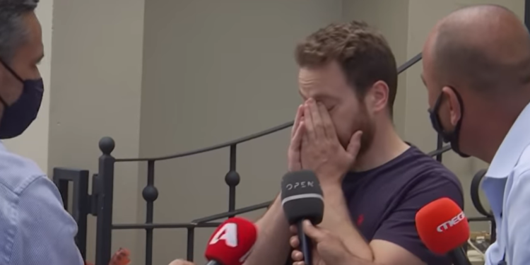 Ngjarja që shokoi Greqinë, flet i përlotur bashkëshorti i 20-vjeçares: Mësova se ajo nuk jetonte pasi më liroi policia (VIDEO)