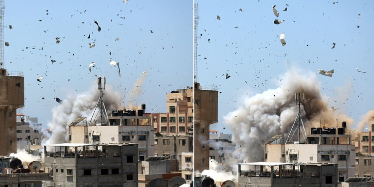 Izraeli përgatit trupat në kufi për pushtim tokësor të Gazës (FOTO)