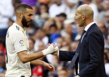 Benzema: Zidane s’do të largohet nga Reali