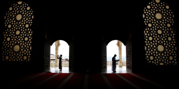 FOTOT/ Si u festua Ramazani nëpër botë