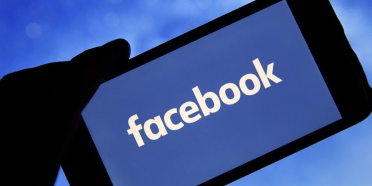 Facebook nuk do të heqë dorë nga pretendimet se Covid-19 ështe krijuar nga dora e njeriut