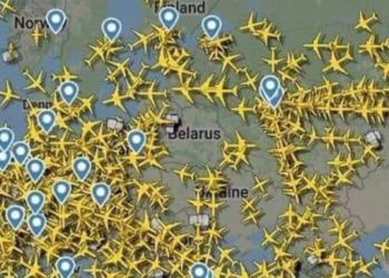 Kompanitë pezulluan fluturimet, embargoja ajrore mbi Bjellorusi në një foto