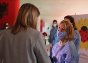 Ministrja Manastirliu nxjerr shifrat, ja sa qytetarë kanë marrë dozën e dytë të vaksinës anti-Covid