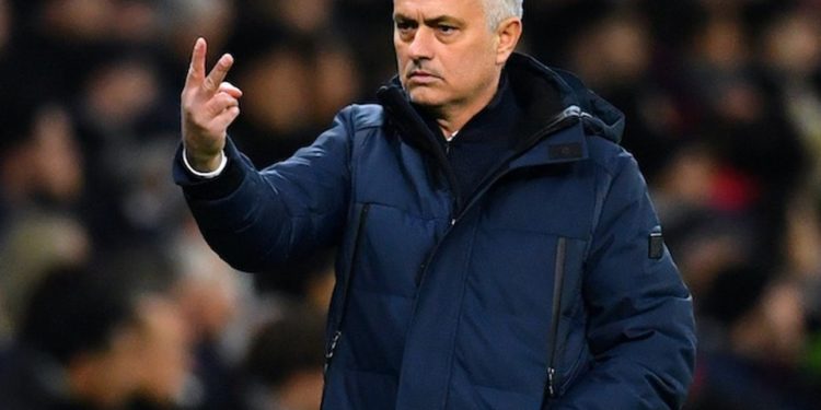 “Është lider i vërtetë”, Mourinho kërkon një shqiptar për mesfushën