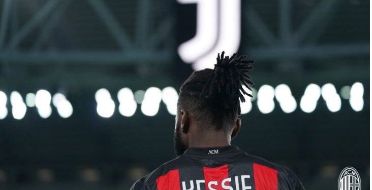 Dy zogj me një gur, lëvizja e “President Kessie” mrekullon milanistët (Video)