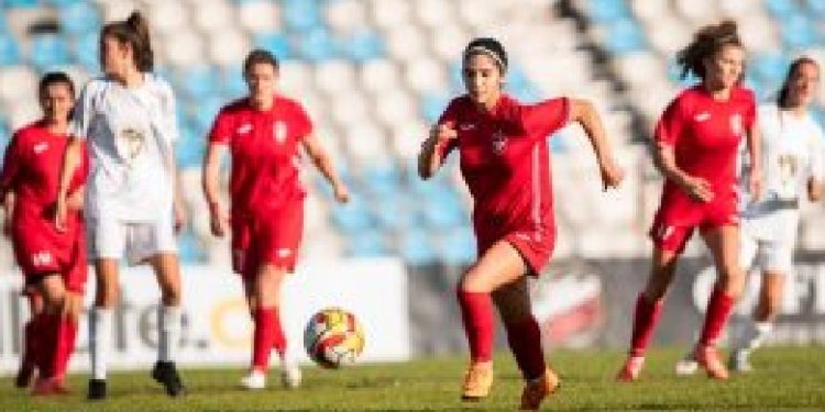 Futboll femra, ndërpritet ndeshja Blinisht – Partizani, 3 lojtare dërgohen në spital