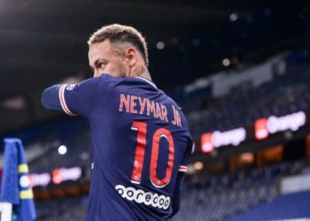 Kërkesa e Neymarit para se të vazhdonte marrëveshjen me PSG-në