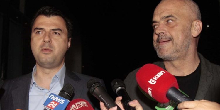 “Diktatori” Edi Rama dhe “çuni i mirë” Basha, që donte të vinte në pushtet me Berishën e Metën