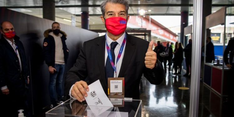 Barcelona i largon të gjithë, 10 lojtarë nxirren në shitje