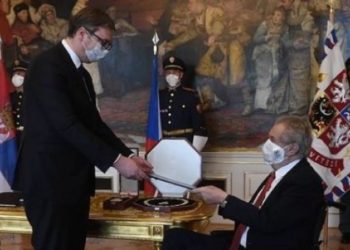 Presidenti çek i kërkon ndjesë Serbisë për bombardimet e NATO-s