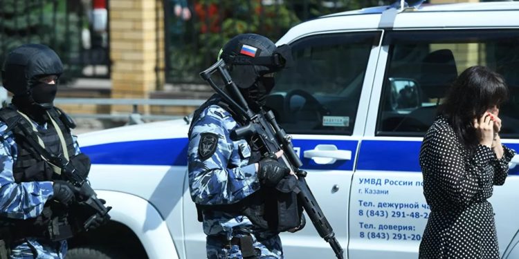 Të shtëna në një shkollë në Rusi, shënohen 11 viktima